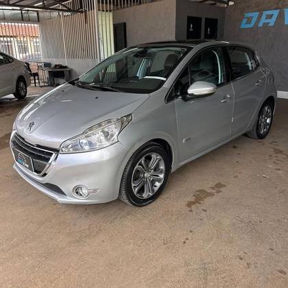 PEUGEOT 208 1.6 GRIFFE 16V FLEX 4P AUTOMÁTICO PEUGEOT 208 1.6 GRIFFE 16V FLEX 4P AUTOMÁTICO
